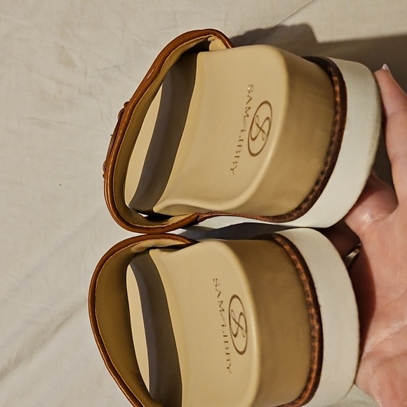 EUC Sam And Libby Wicker/straw Slides - Picture 6 of 11